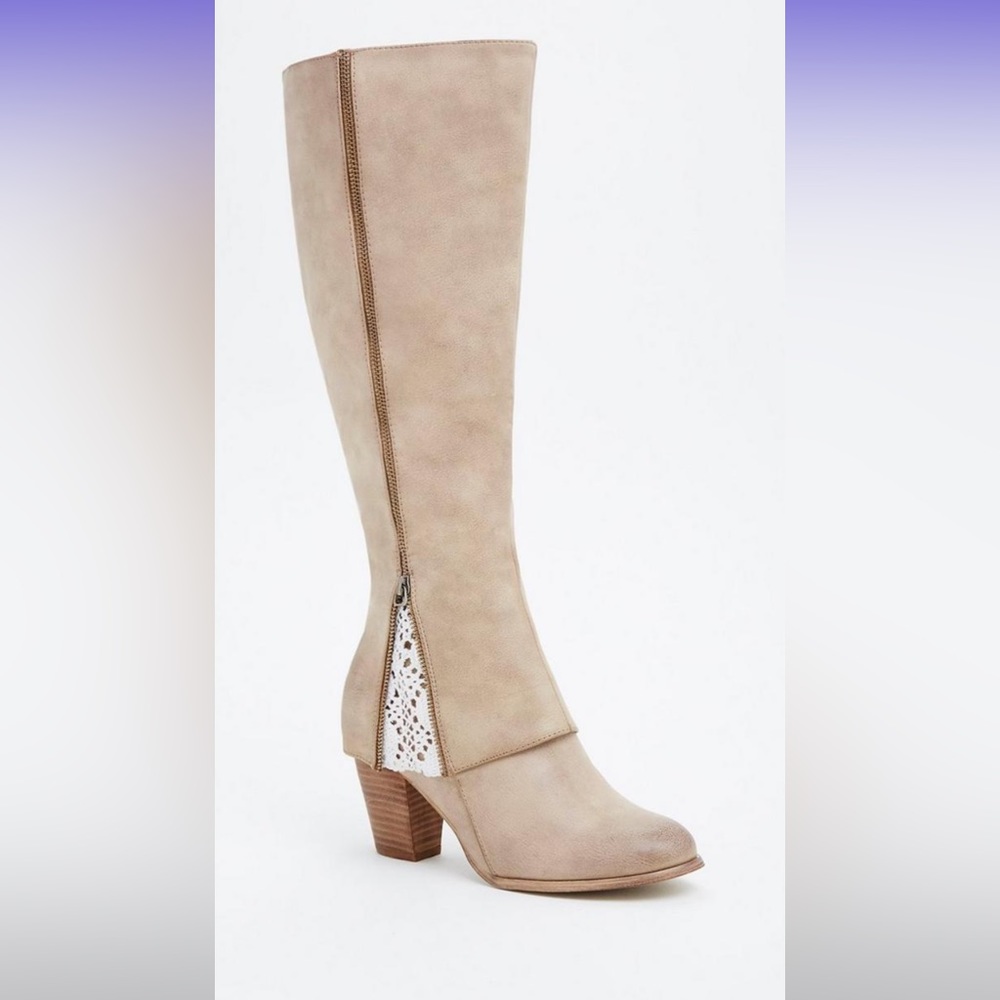 Brand new torrid lace inset heeled boots